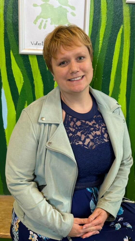 Frau Jennifer Götz