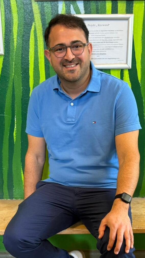 Herr Umut Danis
