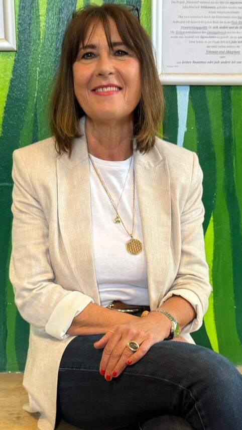 Frau Anke Kahlert-Pirkl